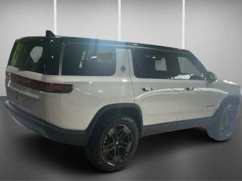 Used 2024 Rivian R1S Adventure AWD/4WD image 2