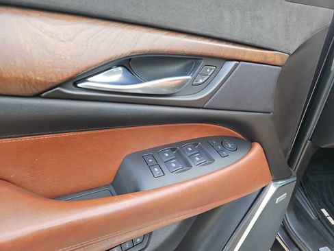 Used 2015 Cadillac Escalade ESV Premium AWD/4WD image 19