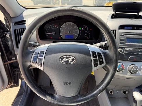 Used 2009 Hyundai Elantra SE FWD image 14