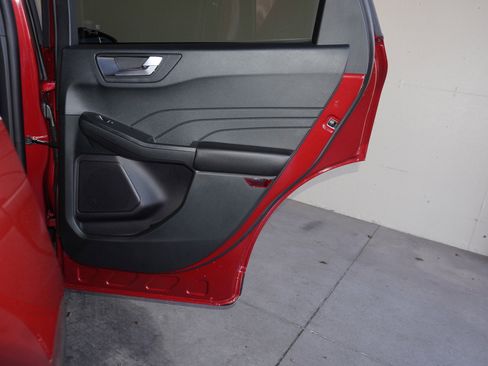 New 2026 Ford Escape SE image 45