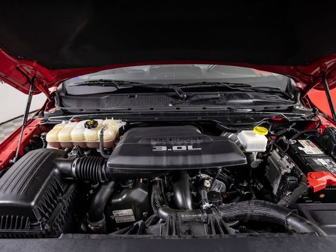 Used 2020 RAM 1500 Laramie AWD/4WD image 47