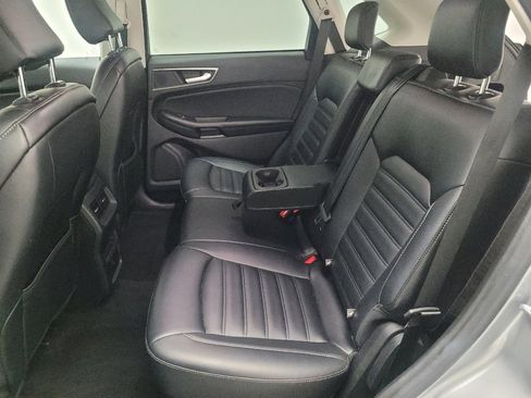 Used 2023 Ford Edge SEL image 18