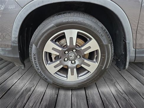 Used 2017 Honda Ridgeline RTL image 9