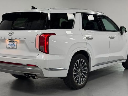 Used 2025 Hyundai Palisade Calligraphy AWD/4WD image 3