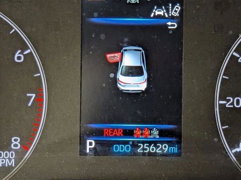 Used 2024 Toyota Corolla LE FWD image 15
