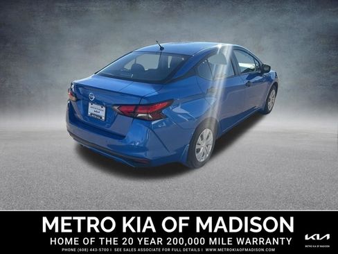 Used 2021 Nissan Versa S image 6
