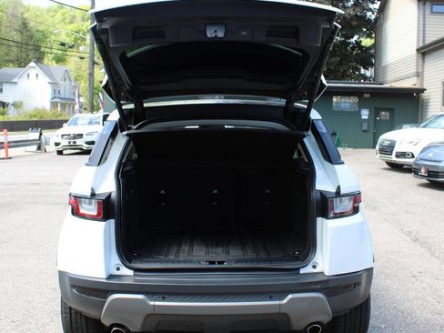 Used 2017 Land Rover Range Rover Evoque SE AWD/4WD image 30
