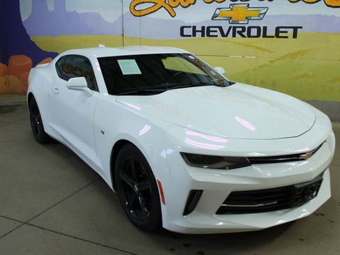 Used 2017 Chevrolet Camaro LT w/ RS Package image 4