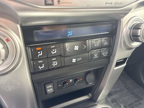 Used 2019 Toyota 4Runner Limited AWD/4WD image 19