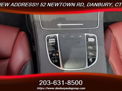 Used 2022 Mercedes-Benz GLC 300 4MATIC image 31