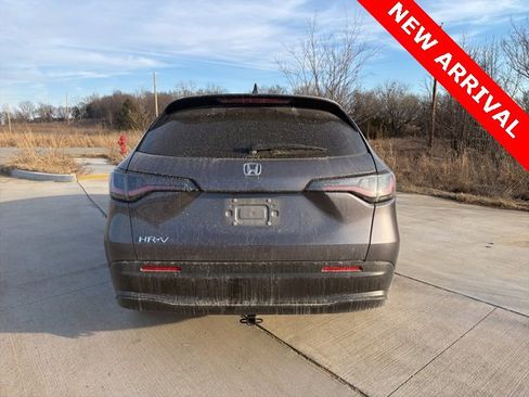 Used 2025 Honda HR-V LX image 5