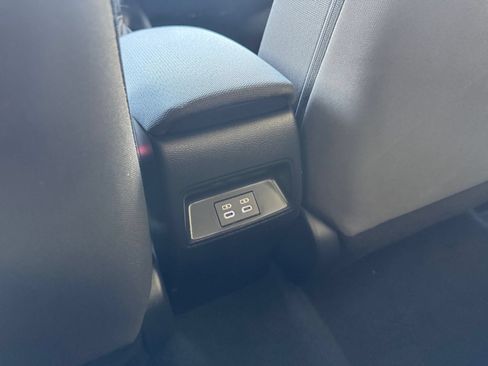 Used 2025 Toyota Corolla LE FWD image 23