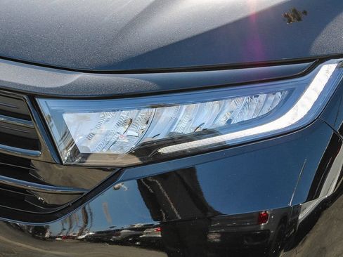 Used 2024 Honda Odyssey Sport image 8