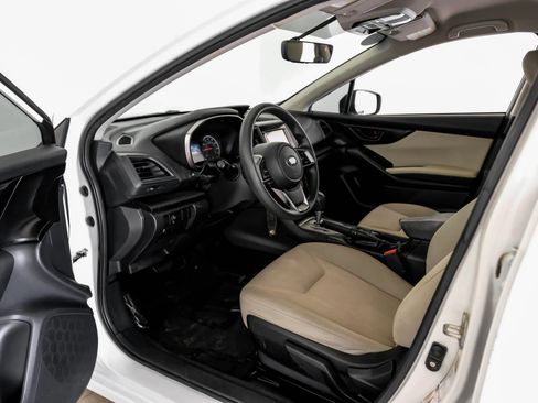 Used 2018 Subaru Impreza 2.0i Premium AWD/4WD image 2