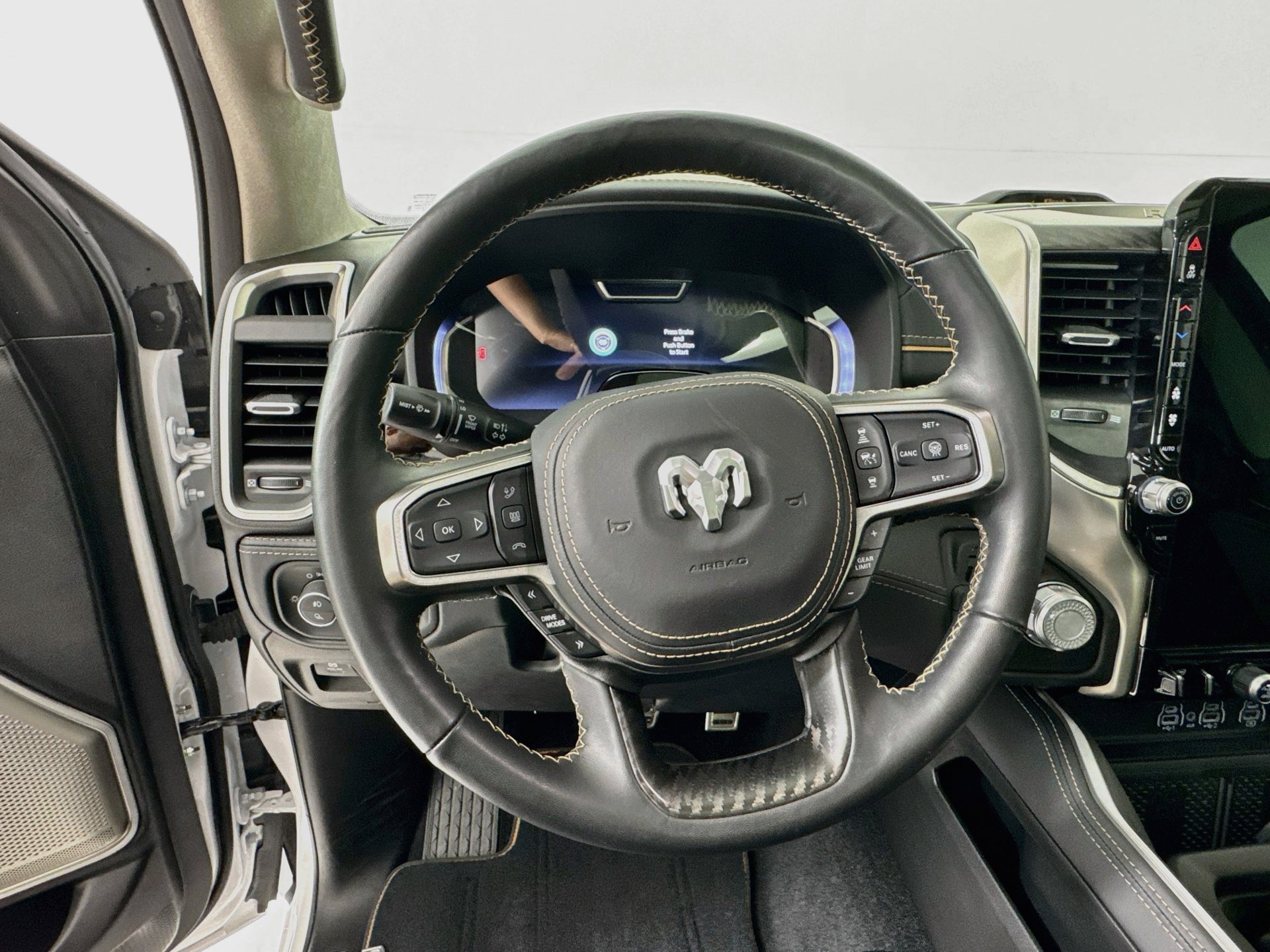 Used 2026 RAM 1500 Tungsten AWD/4WD image 12