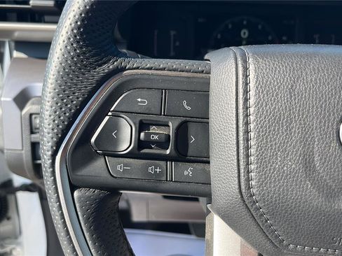 Used 2025 Toyota Tacoma SR5 w/ SR5 Upgrade Package image 5