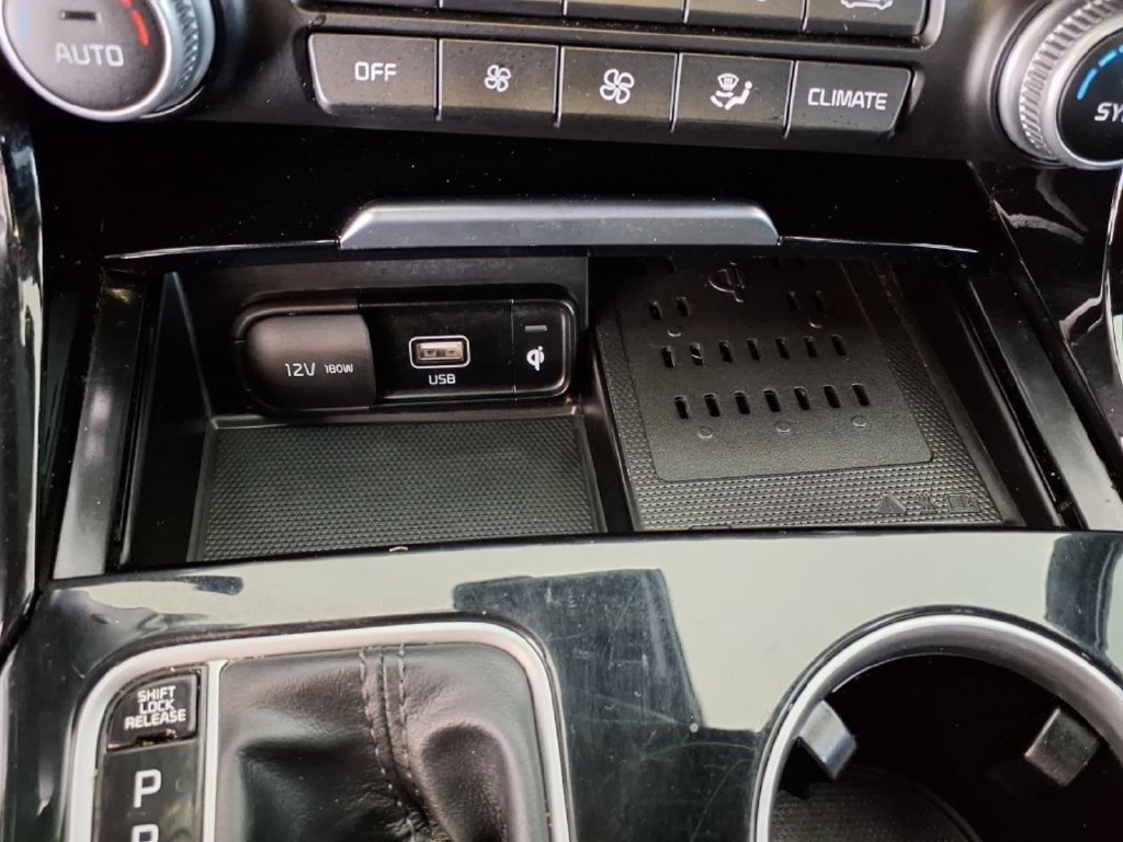 Used 2022 Kia Stinger GT-Line w/ Sun & Sound Package RWD image 32