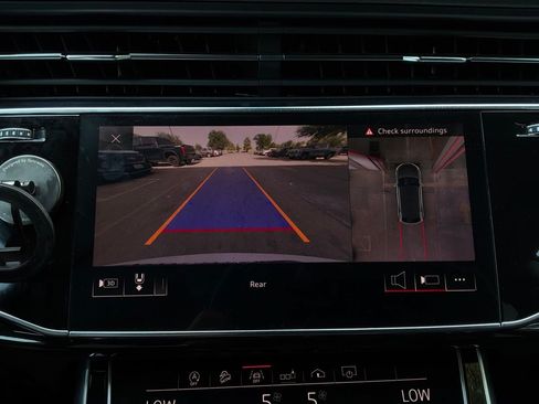 Used 2019 Audi Q8 Premium Plus w/ Premium Plus AWD/4WD image 44