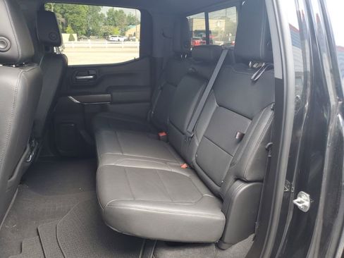 Used 2021 GMC Sierra 1500 SLT w/ SLT Premium Package AWD/4WD image 5