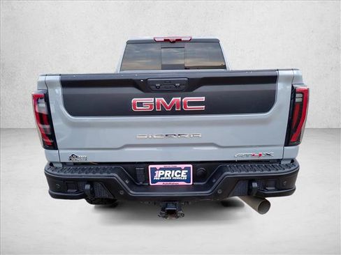 Used 2025 GMC Sierra 2500 AT4X w/ AT4X AEV Edition AWD/4WD image 3
