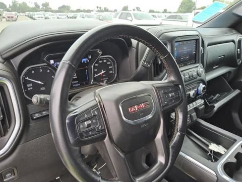 Used 2020 GMC Sierra 1500 AT4 w/ AT4 Premium Package AWD/4WD image 3
