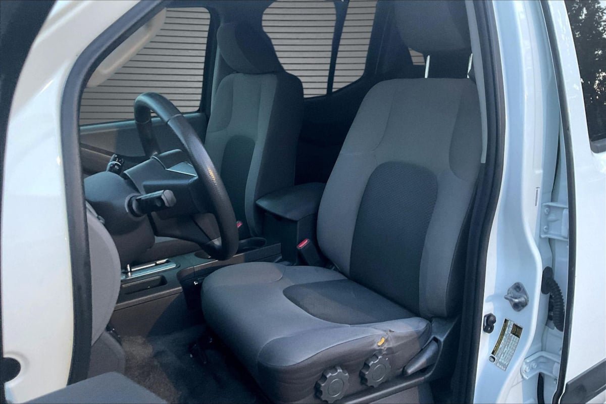 Used 2015 Nissan Xterra S RWD image 20