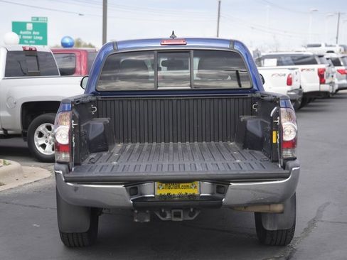 Used 2014 Toyota Tacoma PreRunner image 30