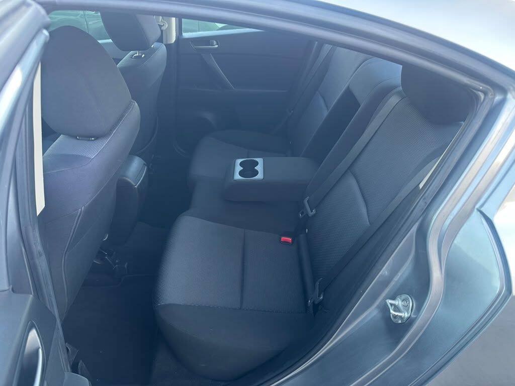 Used 2010 MAZDA MAZDA3 i Touring FWD image 20