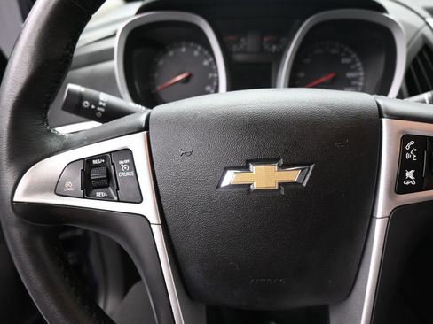 Used 2017 Chevrolet Equinox LT w/ Convenience Package FWD image 16