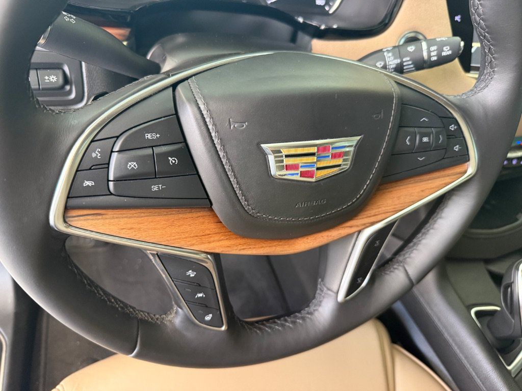 Used 2018 Cadillac XT5 Platinum w/ Driver Assist Package AWD/4WD image 27