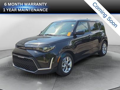 Used 2025 Kia Soul LX w/ LX Technology Package