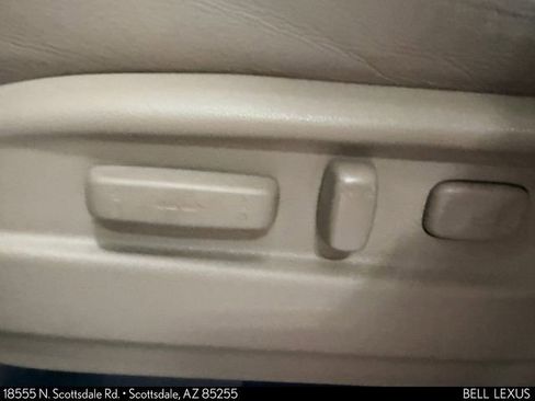 Used 2016 Honda Pilot Touring image 14