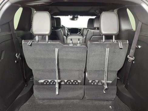 New 2026 Chrysler Pacifica Limited w/ S Appearance Package image 9