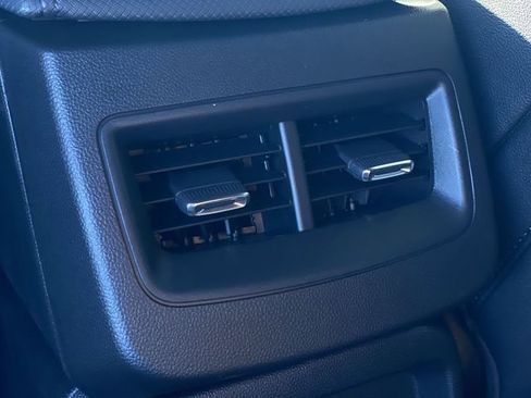 New 2026 Chevrolet Equinox EV LT FWD image 39