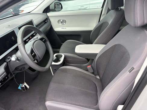 Certified 2024 Hyundai Ioniq 5 SEL AWD/4WD image 9