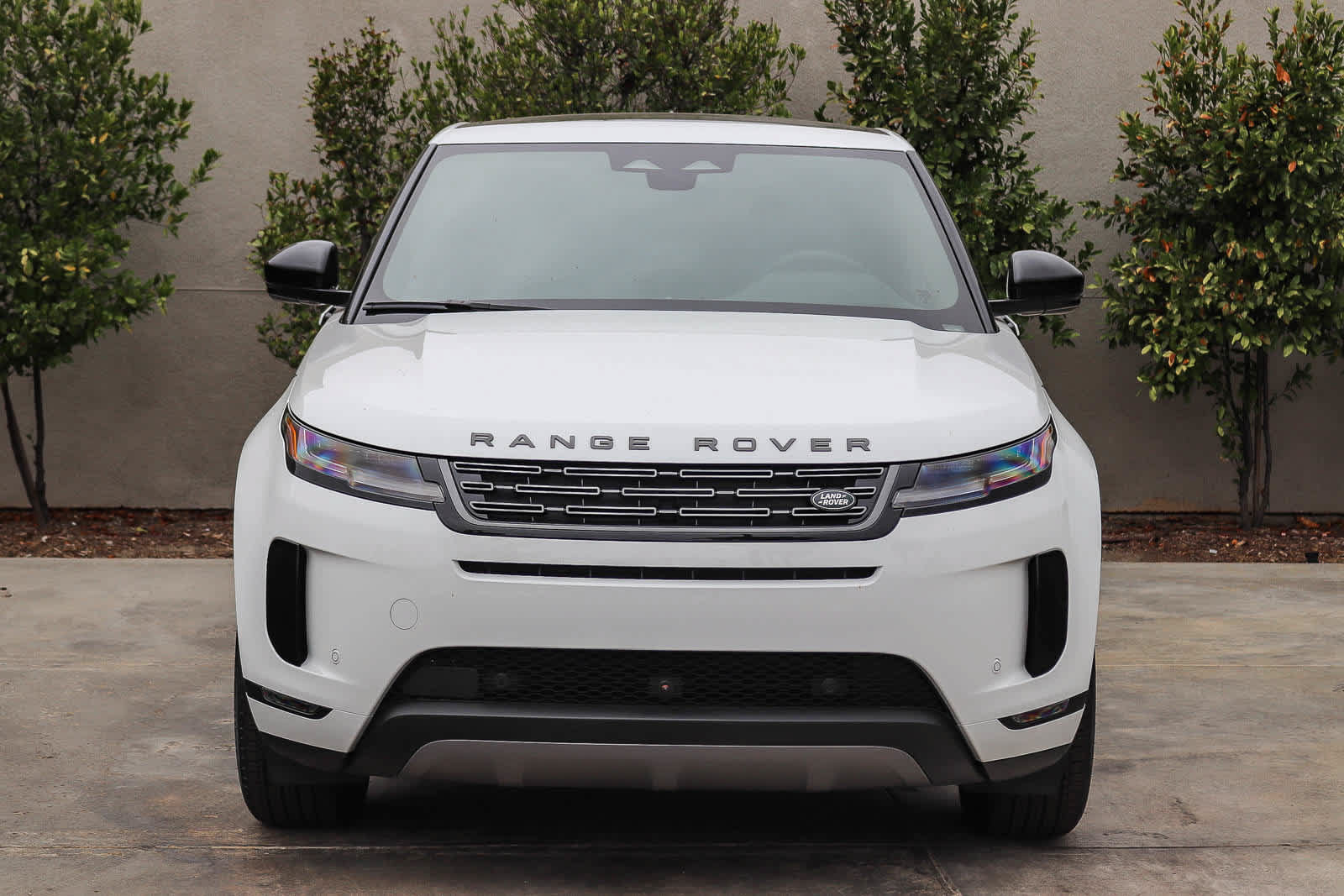 New 2026 Land Rover Range Rover Evoque S AWD/4WD image 2