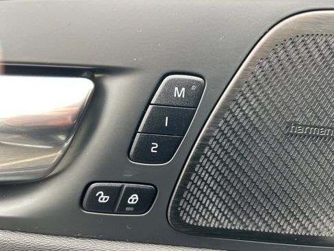 Used 2021 Volvo XC60 T5 Inscription w/ Protection Package Premier image 24