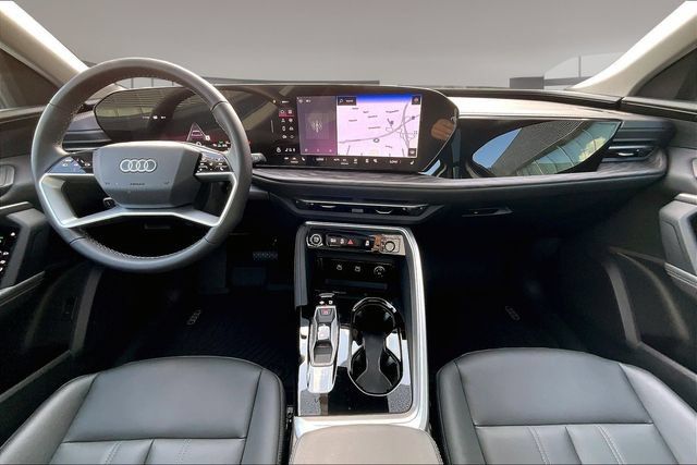 Used 2025 Audi Q5 Premium w/ Convenience Package AWD/4WD image 7