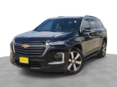 Used 2023 Chevrolet Traverse LT w/ LT Premium Package