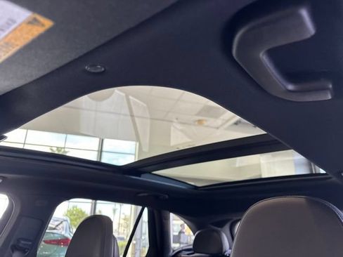 Used 2026 Mercedes-Benz GLC 300 4MATIC image 22