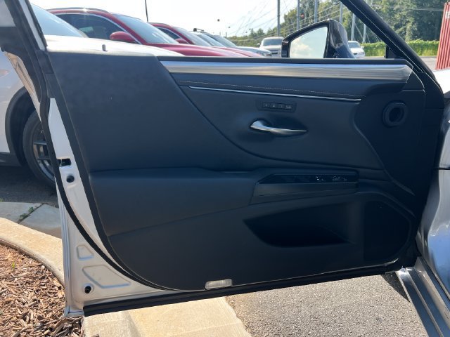 Used 2020 Lexus ES 350 F Sport w/ Accessory Package 2 FWD image 9