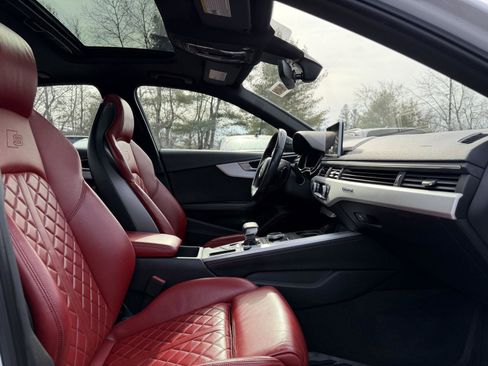 Used 2019 Audi S4 Premium Plus w/ Premium Plus Package image 15