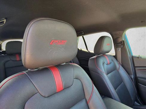 Used 2025 Chevrolet Trax RS w/ Driver Confidence Package FWD image 13