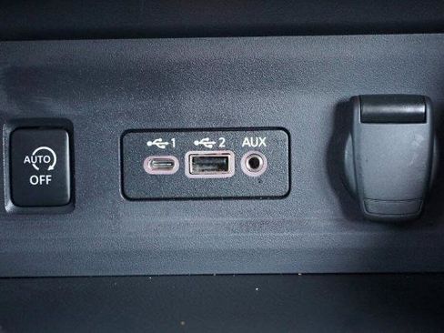 Certified 2024 Nissan Sentra SR image 19