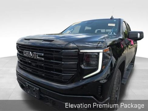 Used 2024 GMC Sierra 1500 Elevation w/ Elevation Premium Package AWD/4WD image 5
