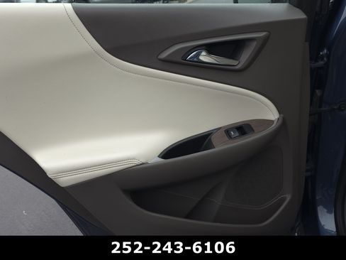 Used 2024 Chevrolet Malibu LT FWD image 31