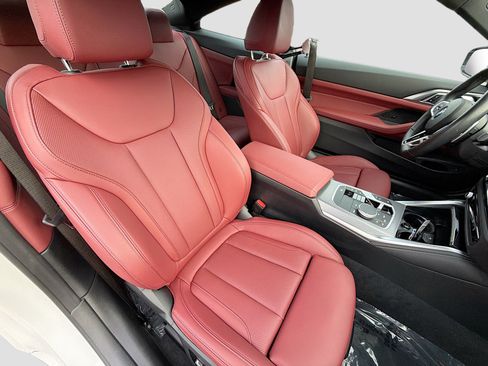 Used 2025 BMW 430i Coupe w/ M Sport Package image 14