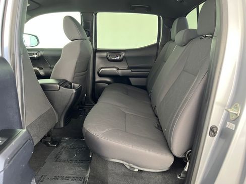 Used 2019 Toyota Tacoma TRD Off-Road RWD image 26