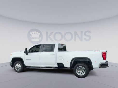 New 2026 Chevrolet Silverado 3500 LT AWD/4WD image 2