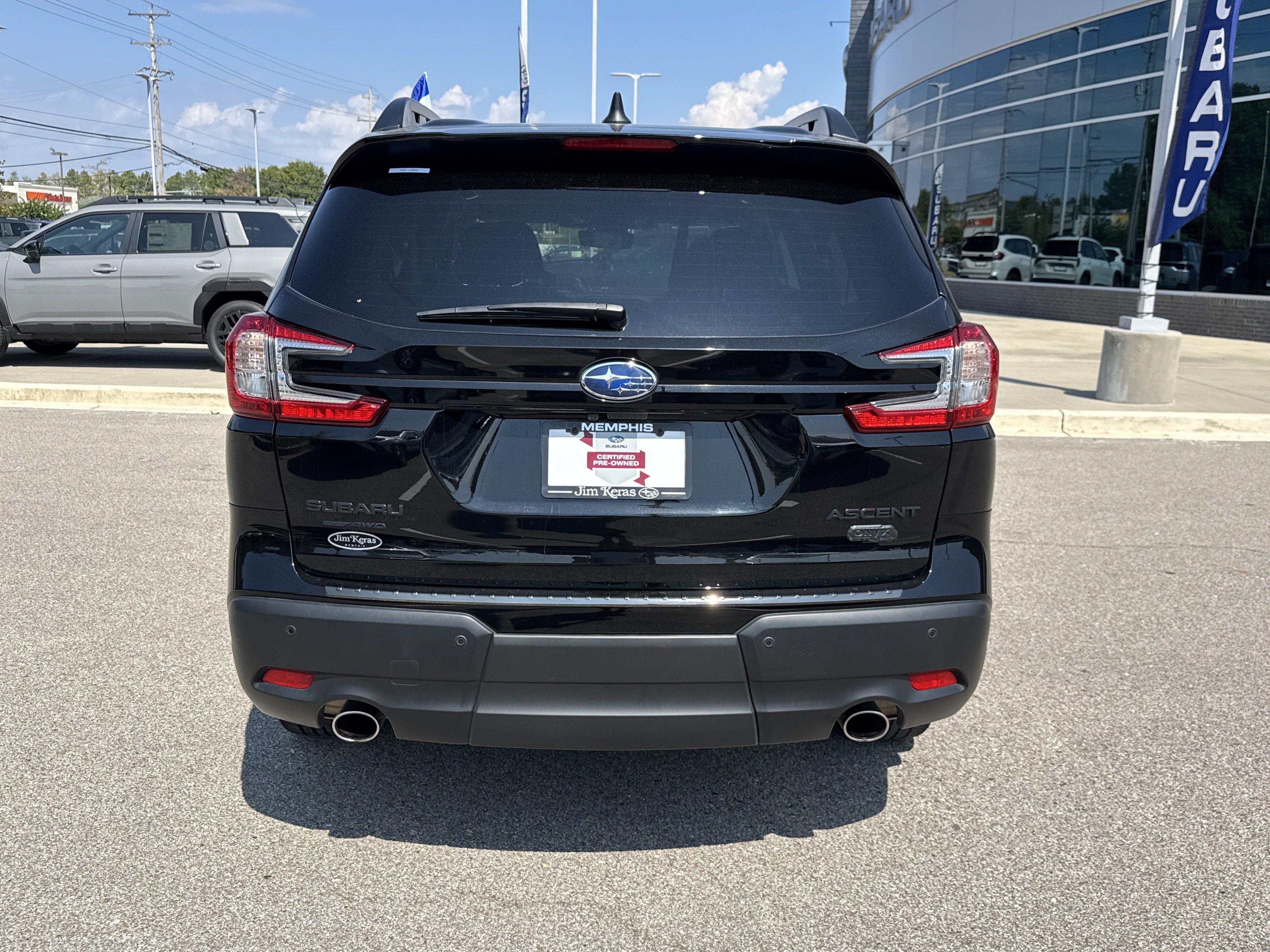Used 2025 Subaru Ascent Onyx Edition w/ Onyx Package AWD/4WD image 4